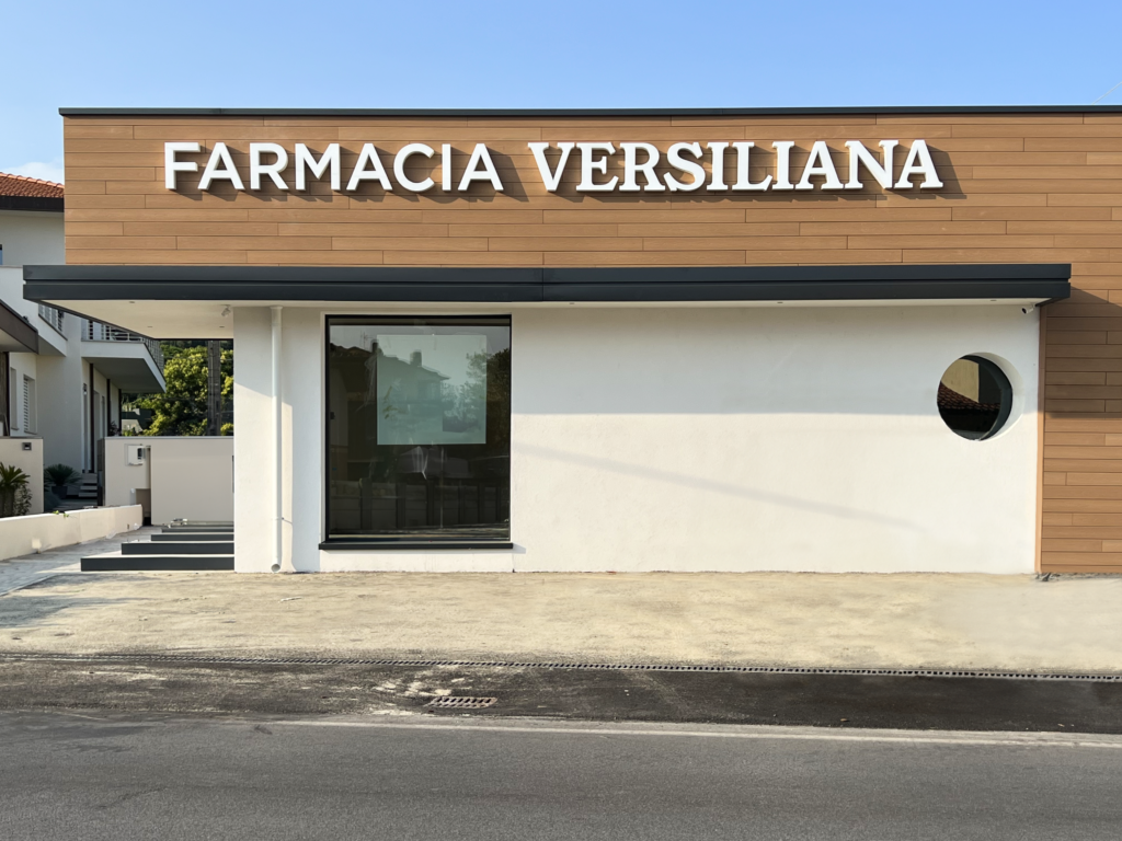 Insegna Farmacia Versiliana