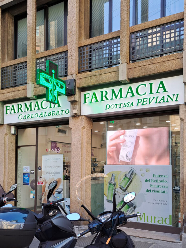 Insegna e Croce mod. Green Farmacia Carloalberto